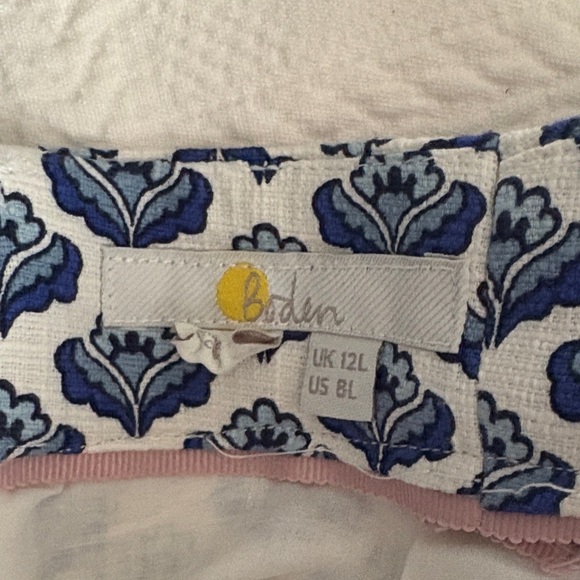 Elegant Blue and White Patterned Skirt-knee length - Picture 4 of 5